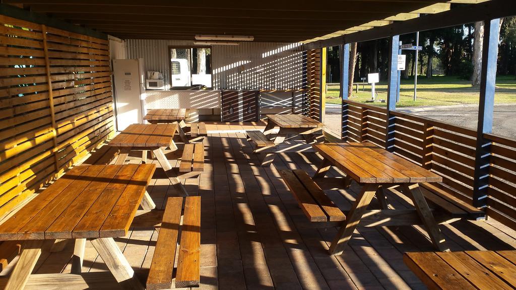 Smugglers Cove Holiday Village ฟอร์สเตอร์ ภายนอก รูปภาพ
