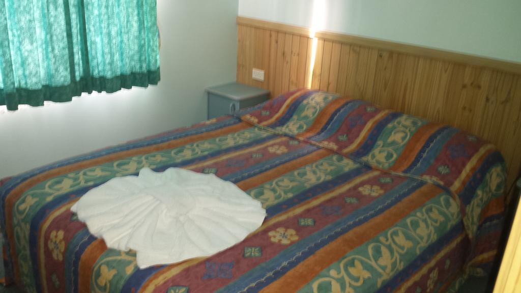 Smugglers Cove Holiday Village ฟอร์สเตอร์ ภายนอก รูปภาพ